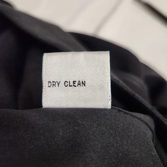 Talbots Black Blazer With Asymetrical Zip Size 10. Capsule,  Dark Feminine. - Picture 5 of 10